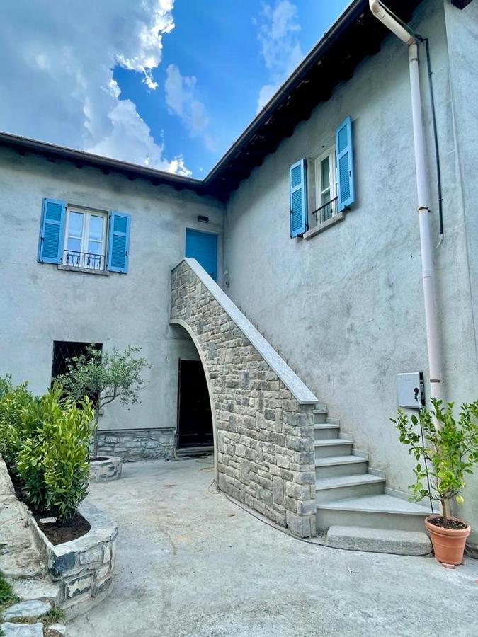 Il Noce Lake View Apartment Lezzeno Bagian luar foto