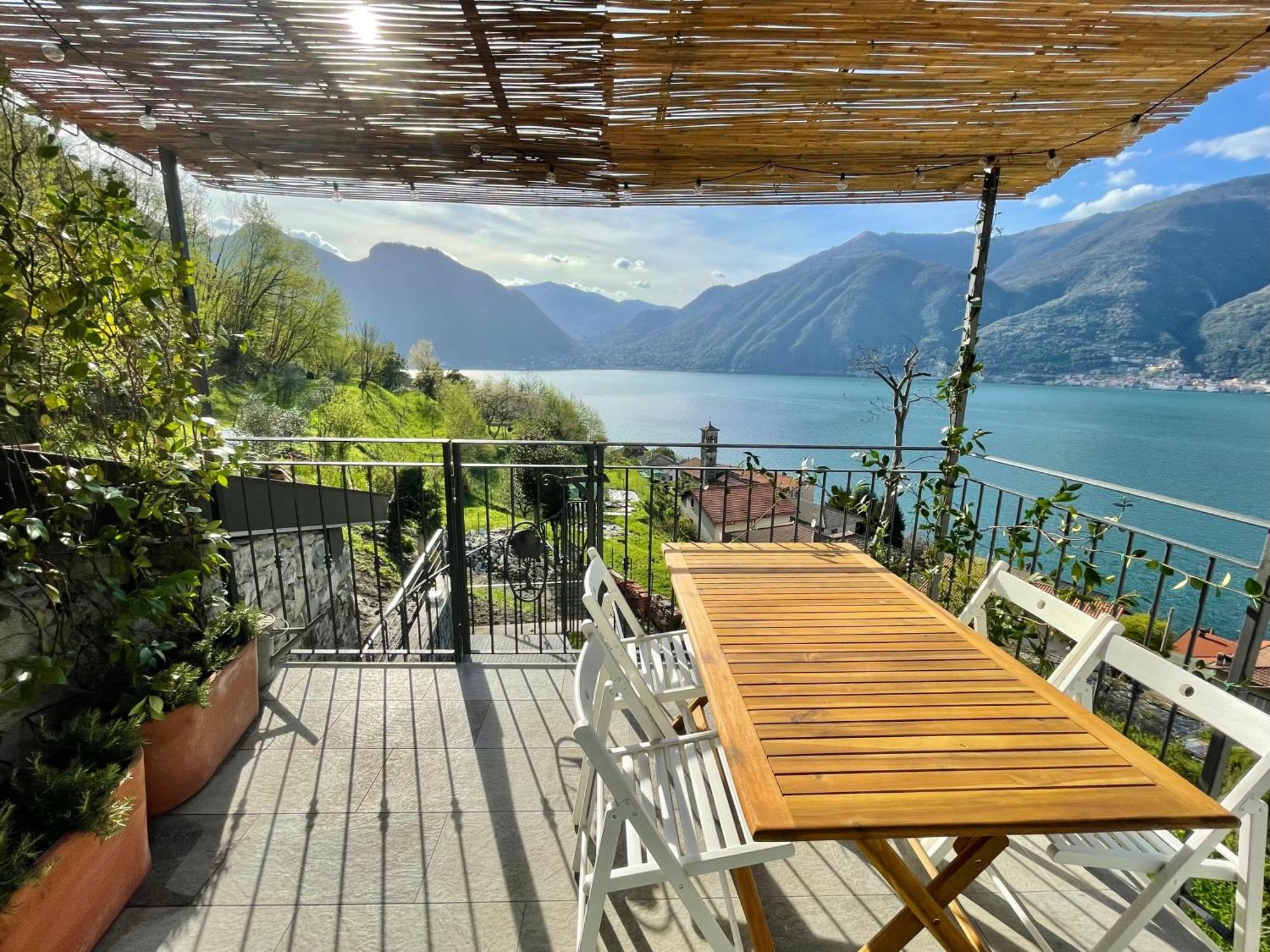 Il Noce Lake View Apartment Lezzeno Bagian luar foto